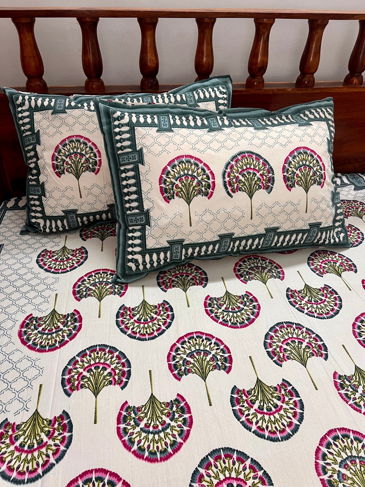 Queen Size Pure Cotton Bedsheets